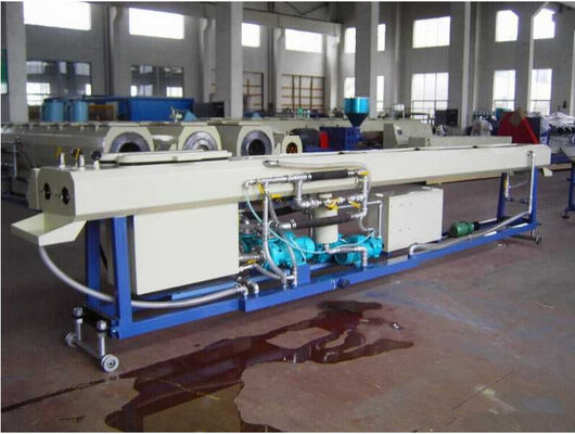 プラスチック管の放出ライン、ポリ塩化ビニールの対の管の放出の生産ライン、ポリ塩化ビニール機械を作る二重ねじ管