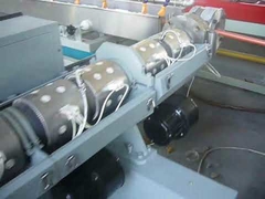 PVC繊維強化パイプ生産ライン
