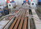 WPC木製の合成シート ポリ塩化ビニールの泡板機械/生産ラインSiemensモーター