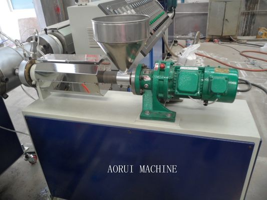 良い価格 単一ねじプラスチック管の生産の機械類、水SuppyのためのPEの管の放出ライン オンライン