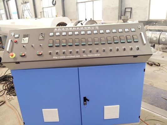 63mm PPR PPの水供給のためのプラスチック管の放出ライン