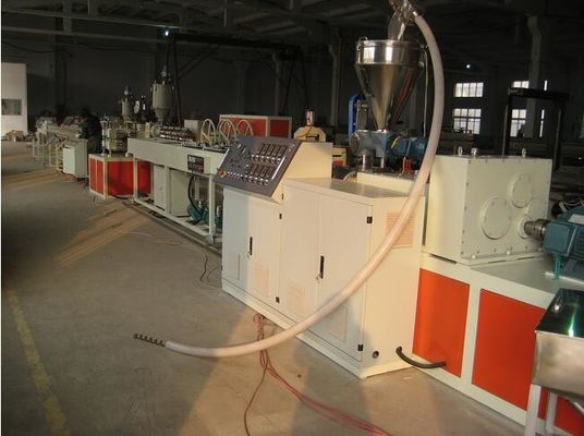 良い価格 ポリ塩化ビニールの双生児ねじ押出機、16mm - 800mmの管の押出機機械 オンライン