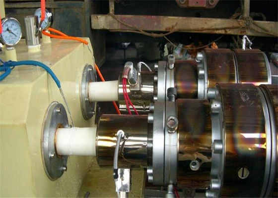 良い価格 化学腐食円錐対ねじ放出機械ポリ塩化ビニールの管の押出機 オンライン