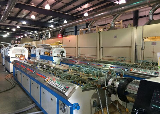 良い価格 高速PPのPEポリ塩化ビニールのプラスチック プロフィールの放出ライン ポリ塩化ビニールのPEのプラスチック プロフィールの押出機 オンライン