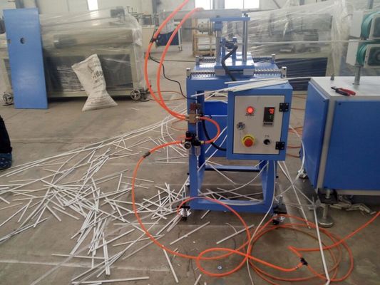 良い価格 ポリ塩化ビニールWPCのプラスチックはライン、プラスチック プロフィールの突き出る機械プロフィールの放出泡立ちました オンライン