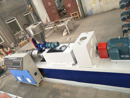 良い価格 38CrMoAlスクリューバレル プラスチック粒子の機械 インバーター駆動システムとダブルスクリュー設計 オンライン