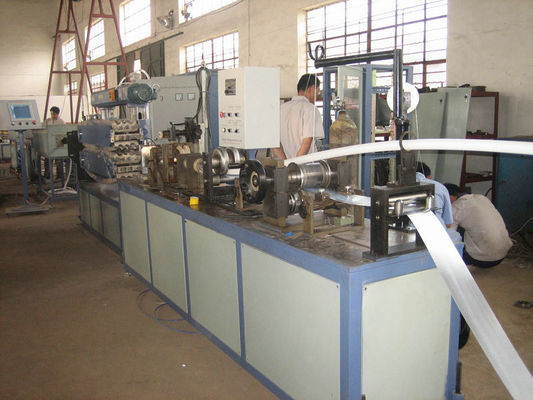 良い価格 HDPE/LDPEのプラスチック管の単一ねじ押出機、PP/PEのプラスチック管の機械類 オンライン