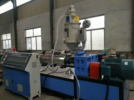 380V 50HZのプラスチック管の放出ライン、機械を作る堅いPPR PPのPEの管