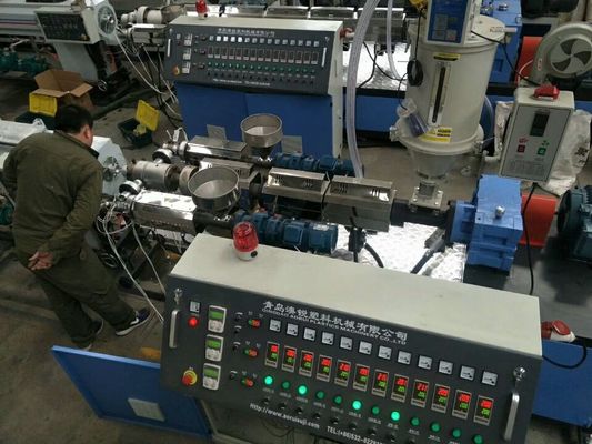 40kg/H Dia 40mmのHDPE PPRのプラスチック管の放出ライン