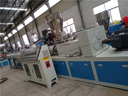 110kw倍ねじポリ塩化ビニールの管の放出ライン120Kg/H