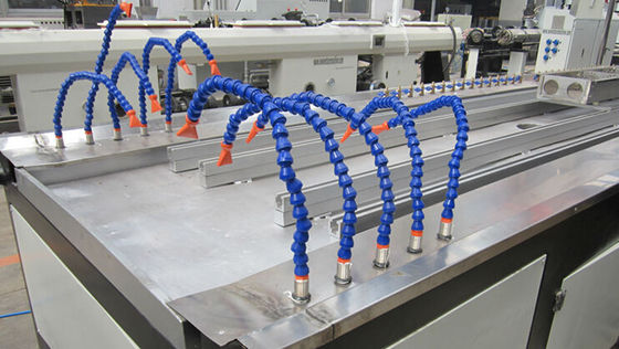 良い価格 Desorativeのためのプラスチック プロフィールの放出ラインを作るポリ塩化ビニールのドアおよびWindows オンライン