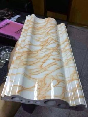 良い価格 大理石のプロフィールの木製のプラスチック合成の放出ライン、ポリ塩化ビニールの大理石のプロフィール機械 オンライン
